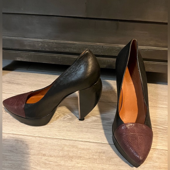 LANVIN black (snakeskin toe) & maroon leather pumps a/ mirrored-inner heel.Sz 40 - Picture 9 of 11